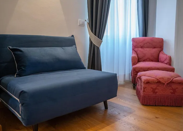 Bed & Breakfast Residenza Degli Speziali 4*